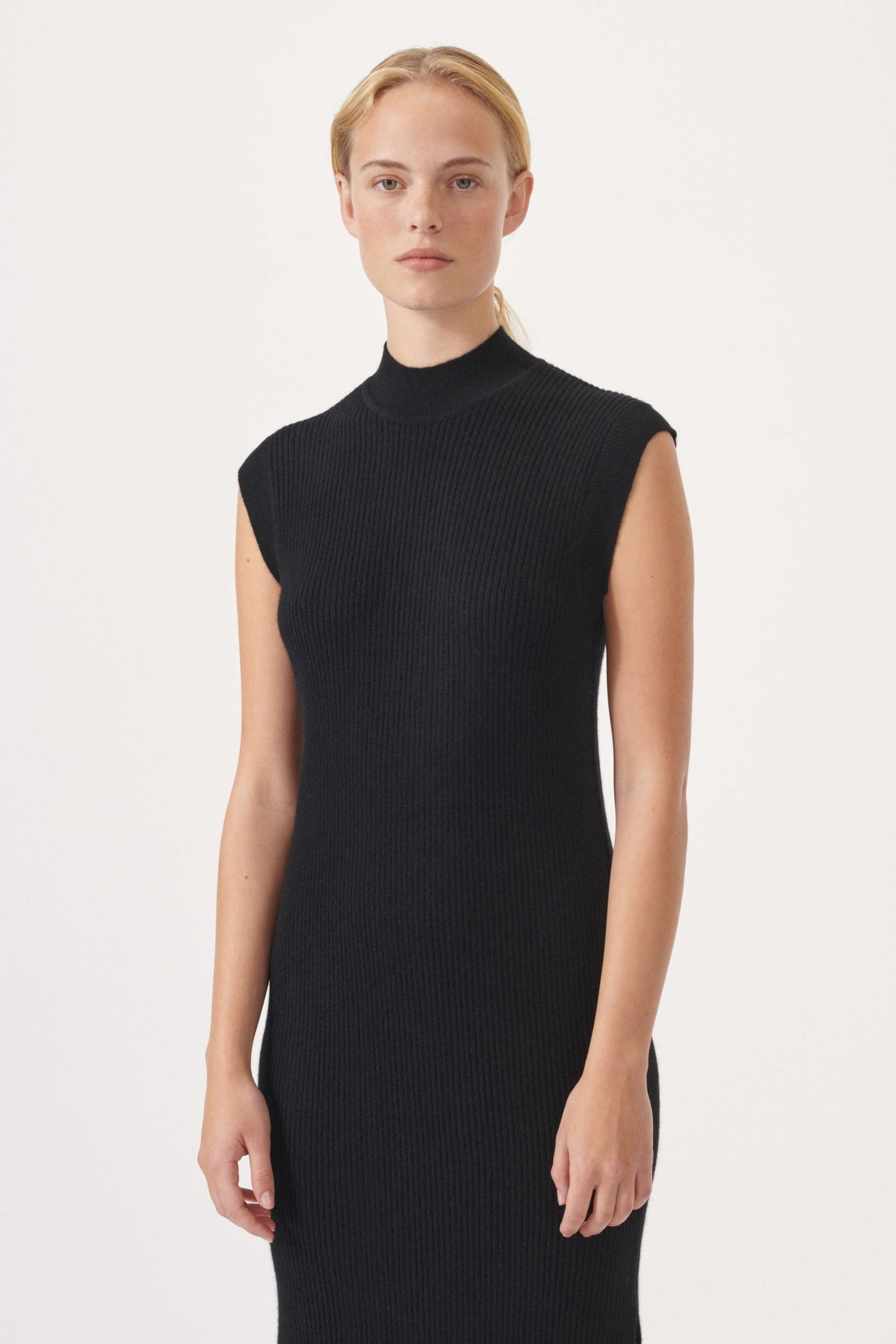 Robe sans manches en cachemire