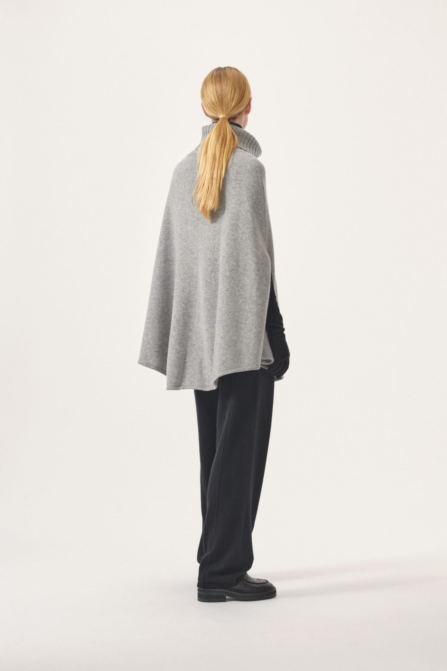 Cashmere oversized poncho