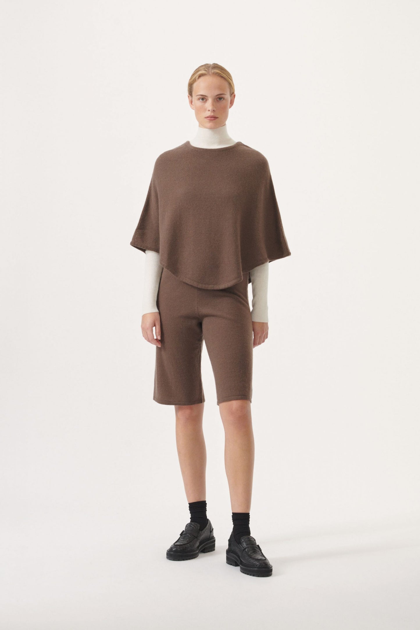 Cashmere poncho