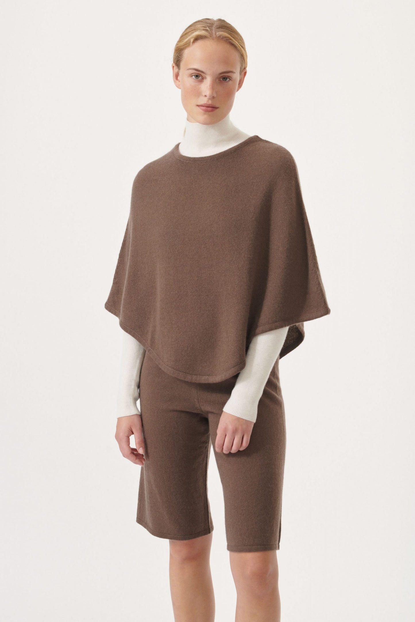 Cashmere poncho