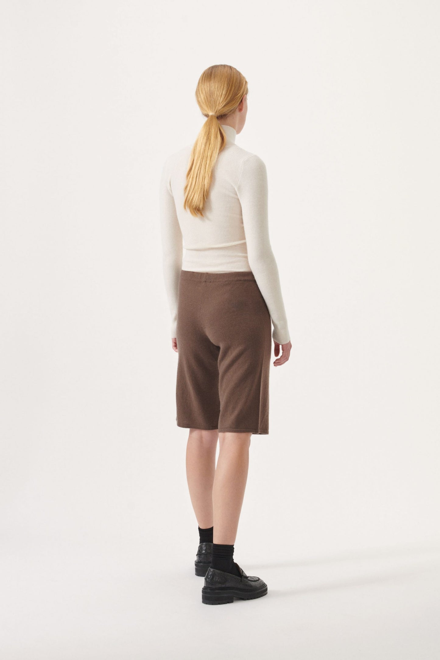 Short en cachemire